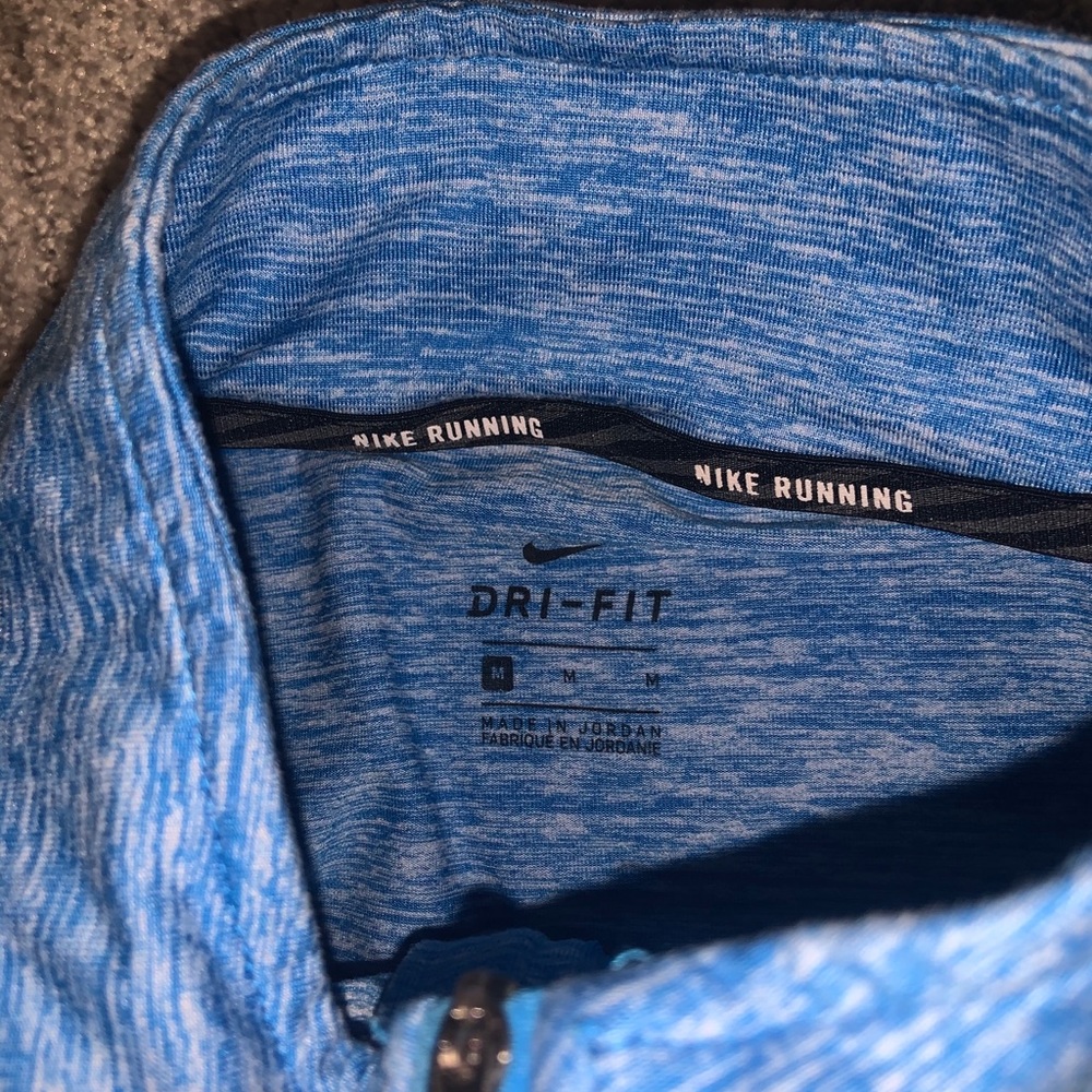Nike pullover - Picture 3 of 3